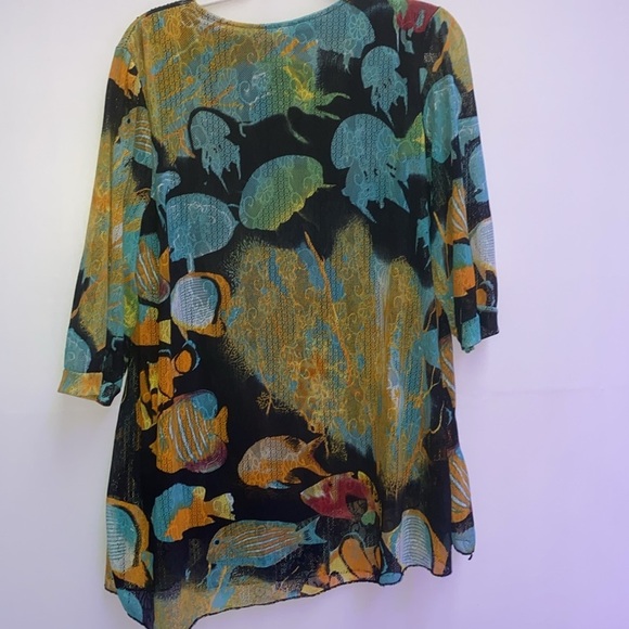 Colorful Abstract Women's Top - Picture 4 of 4